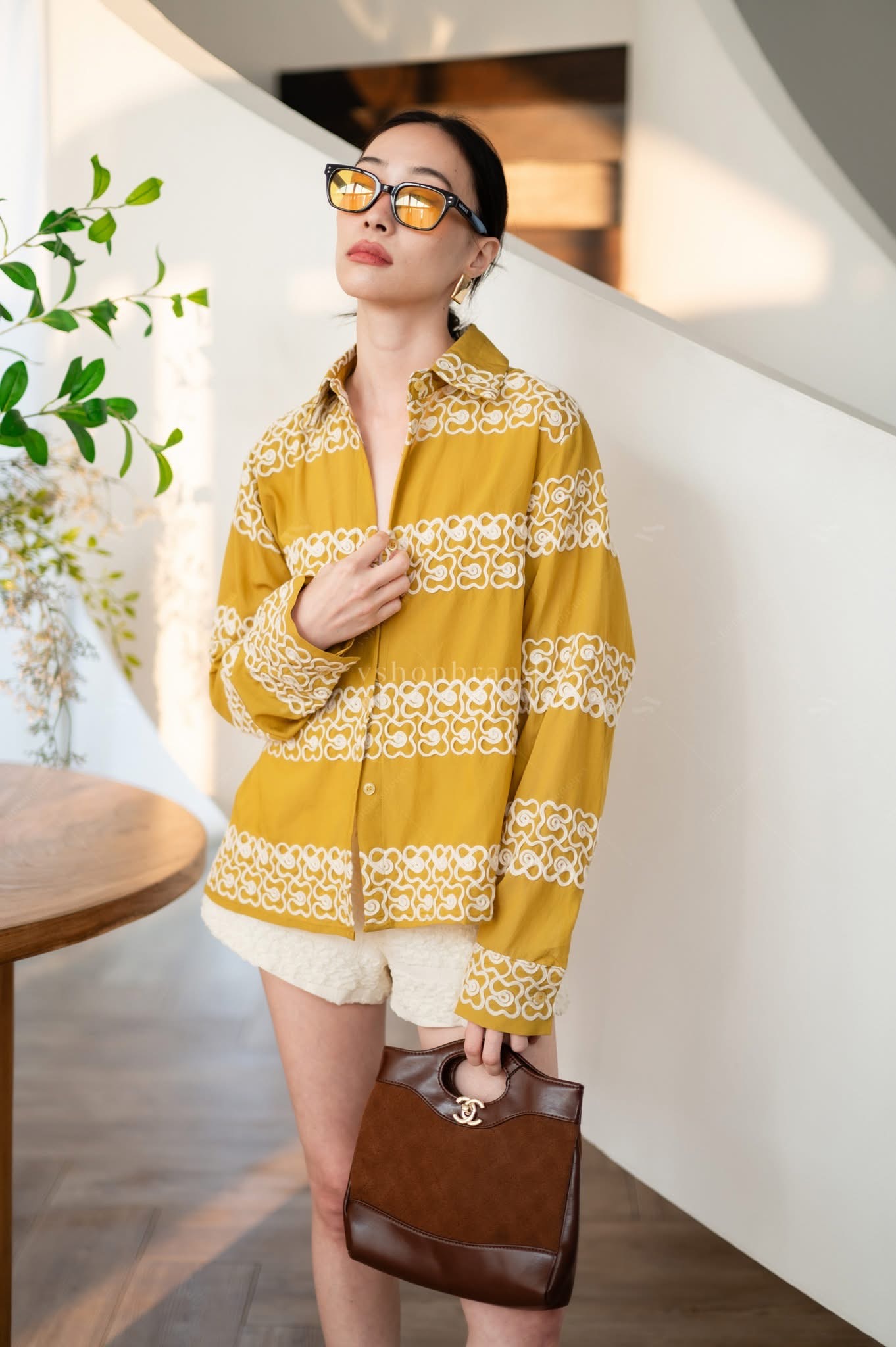 เชิ้ตแขนยาวเดินด้ายลายดอกมินิ ใส่สบาย : สินค้าคุณภาพ (พร้อมส่ง)