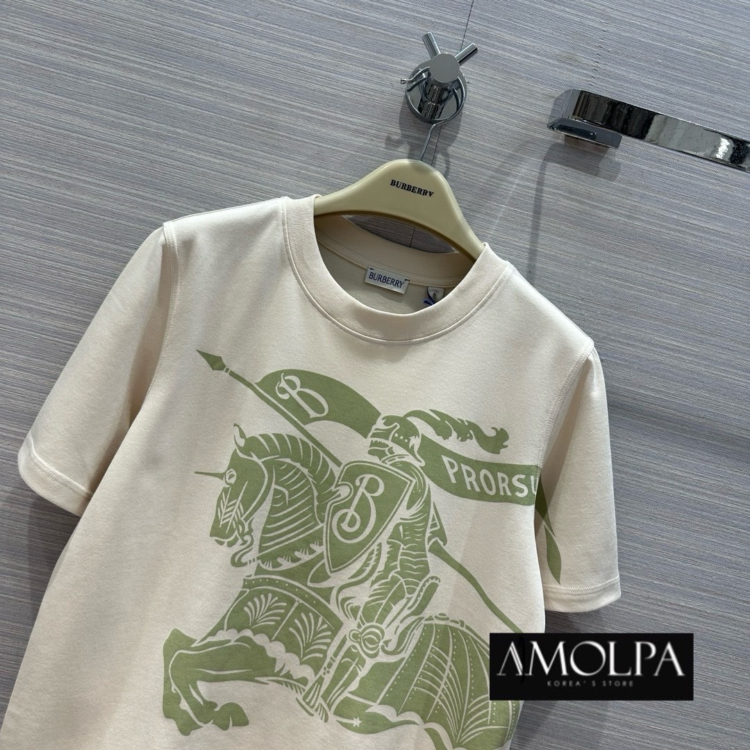 เสื้อยืด BB. สวยเด่น ลายใหม่ชนช๊อปป สวยม๊าก เนื้อผ้าดีมากๆค่ะ ผ้าเย็นๆ ใส่สบาย : สินค้าคุณภาพ (พร้อมส่ง)