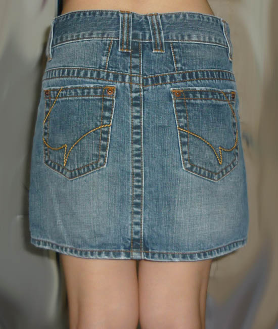 #2กระโปรงยีนส์ฟอกแบรนด์ t+bc 31-36-13.5