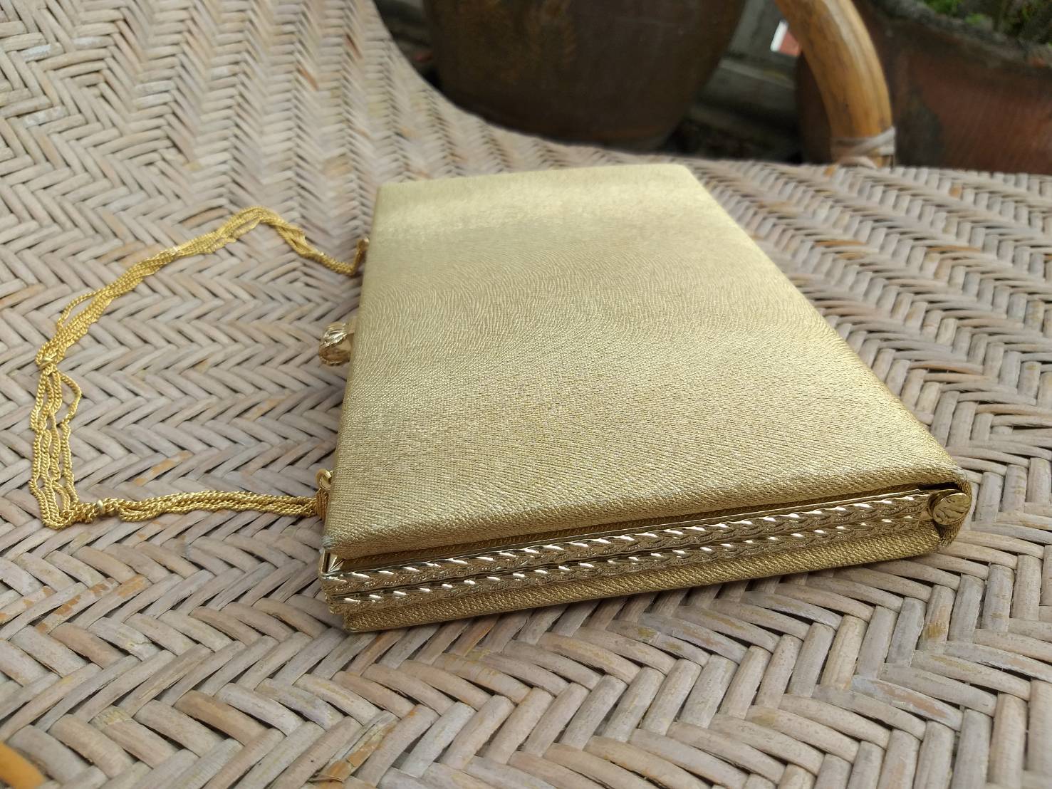กระเป๋าหรูออกงาน ผ้าดิ้นทอง สวยมากกกก