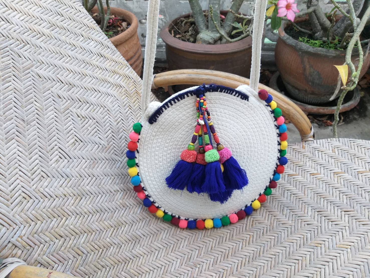 กระเป๋าสะพายแนวอินดี้ น่ารักแหวกแนว (ของใหม่)