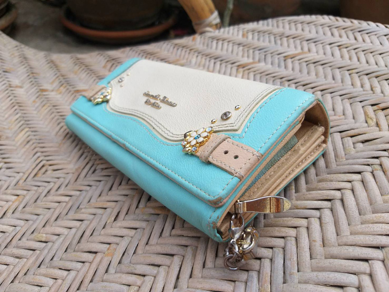 กระเป๋าสตางค์ Samantha Thavasa ช่องเยอะมากก