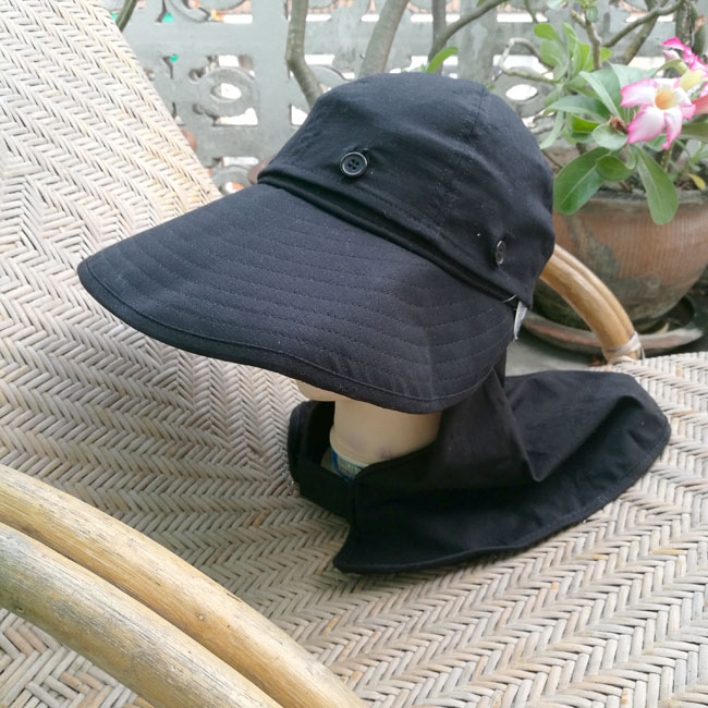 หมวกปีกกว้าง พร้อมผ้าคลุมคอ /ของใหม่/