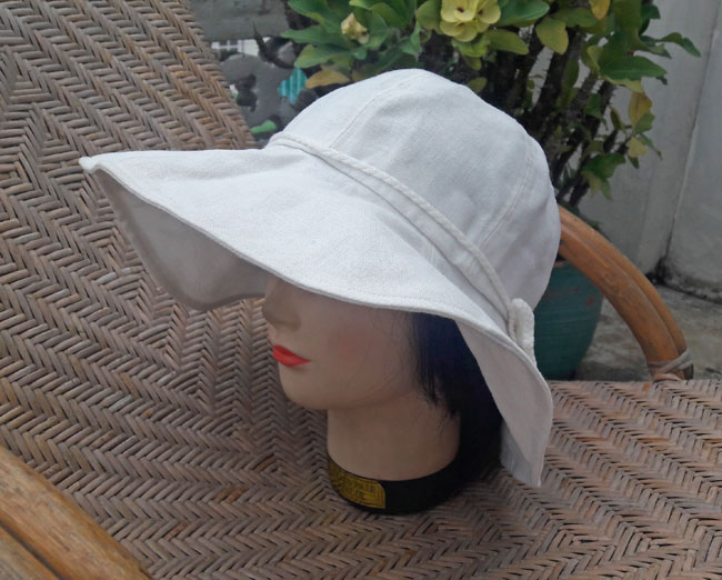 หมวกปีกกว้างมาก คุณนายค่ะใบนี้ หรูเรียบ /ของใหม่/