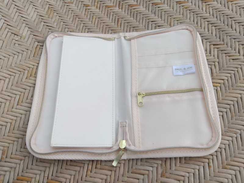 กระเป๋านามบัตร ใส่เอกสาร PAUL & JOE (ของใหม่)