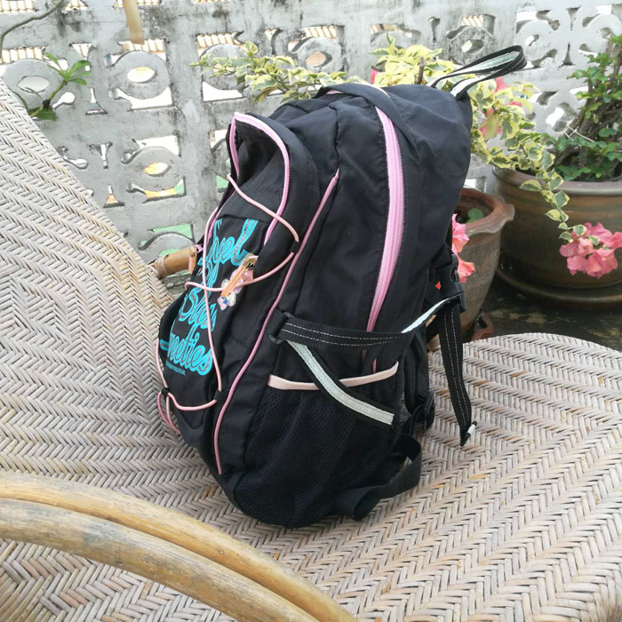 กระเป๋าเป้ Angel Blue น่ารักมาก น่าใช้