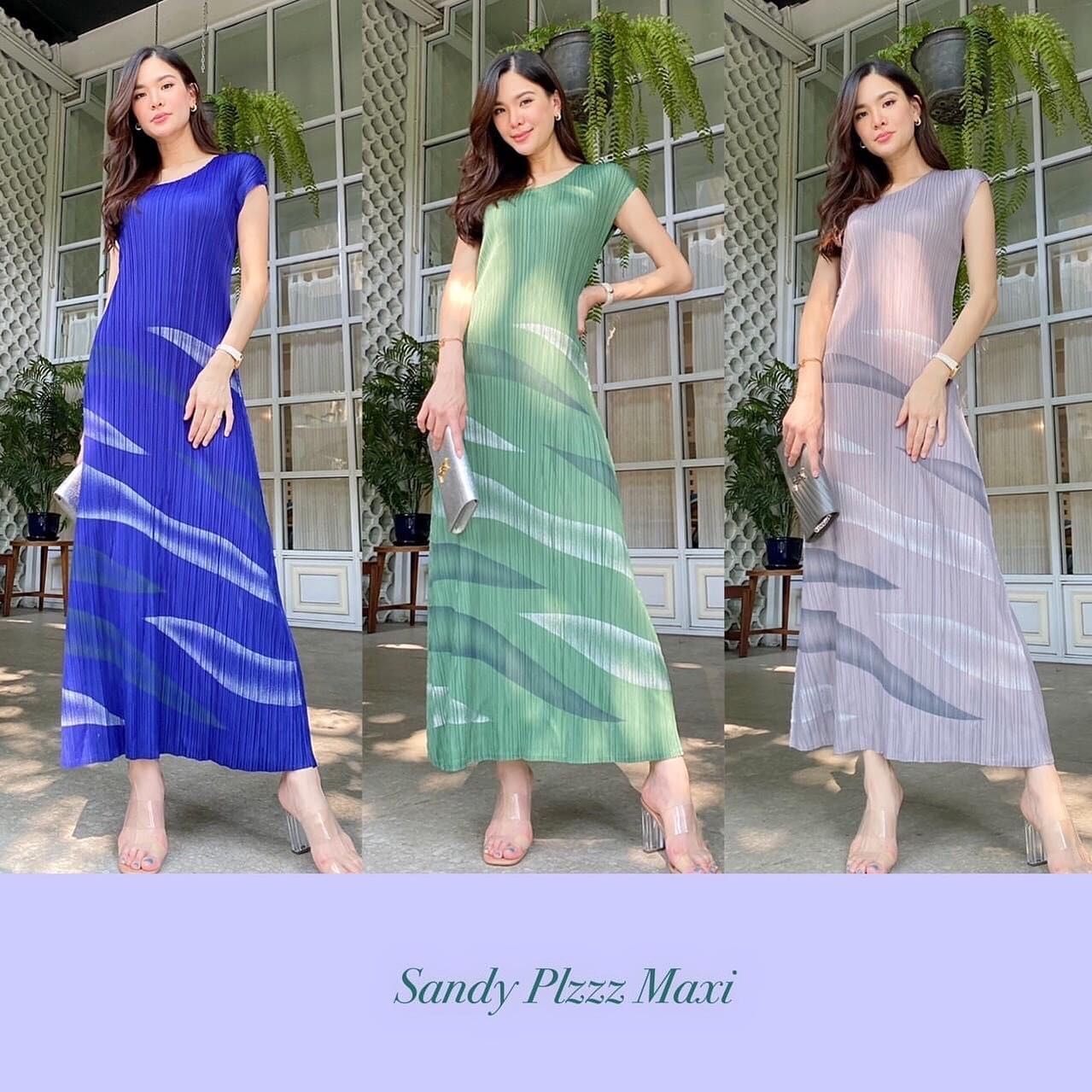 แม็กซี่เดรสตัวยาว แพทเทิร์นอัดพลีทเข้าเคิร์ฟ ทรงสวย Premium 👍🏻 ดีไซด์ เพ้นท์สี เหมือนพื้นทราย บนเกลียวคลื่นสวยๆ 🌊🌊 แบบงานแบรนด์ ด้วยเทคนิคพิเศษ. สินค้าคุณภาพ (พร้อมส่ง)