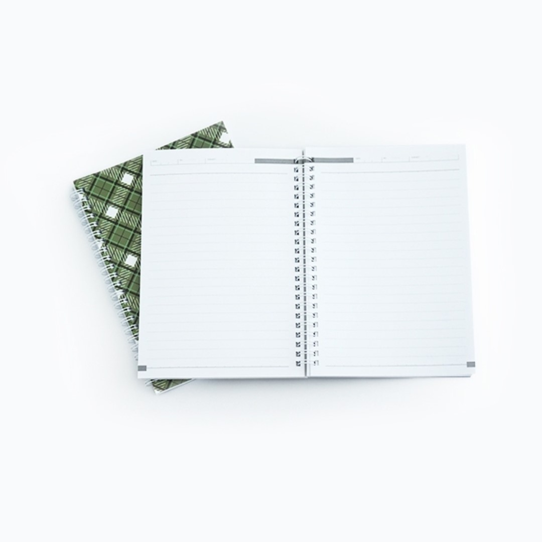 สมุดสันห่วง ขนาด A5 70 แกรม ลาย Scott (แพ็ค 4 เล่มคละลาย)