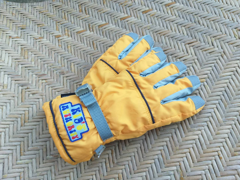 ถุงมือเด็ก ไซด์ 120