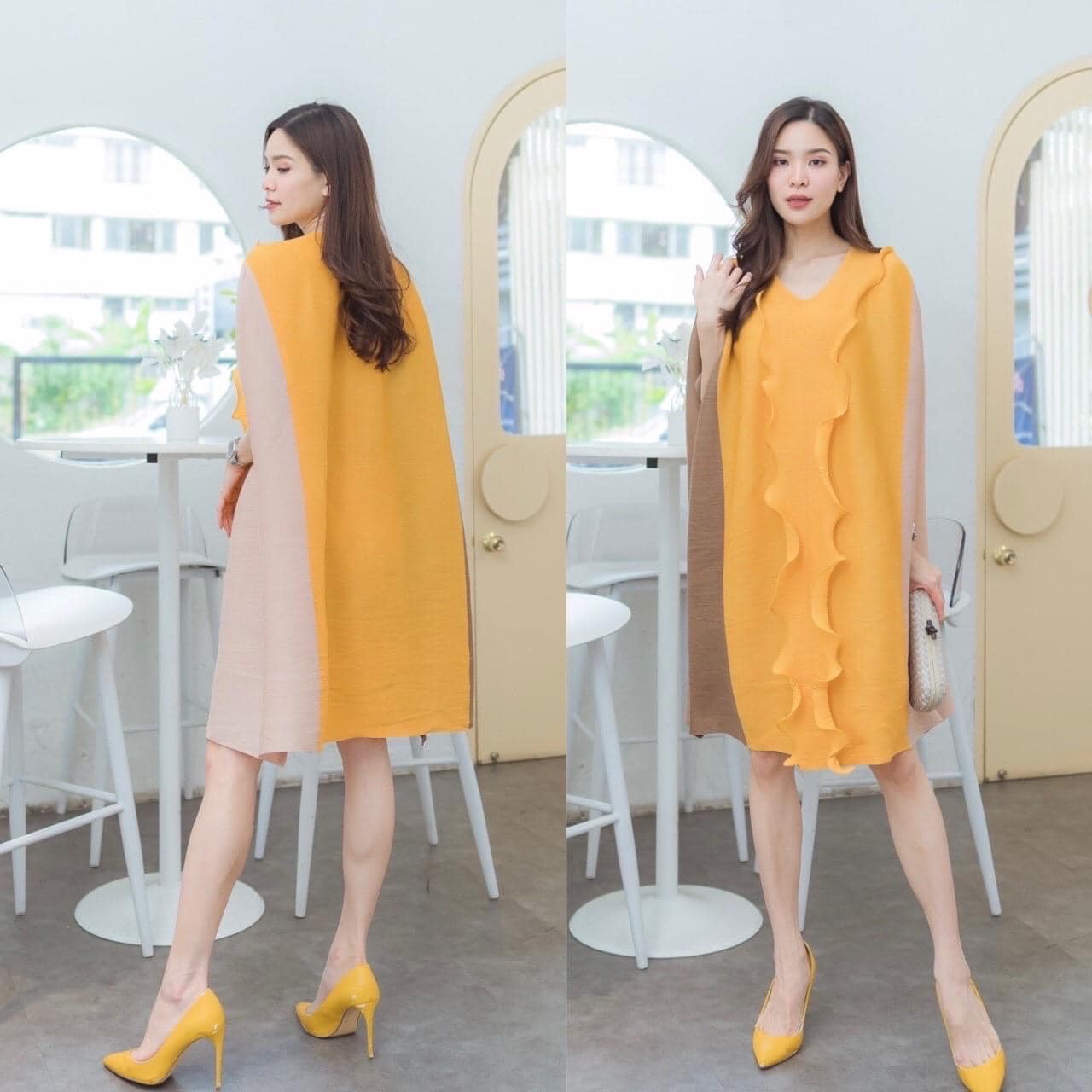 เดรสอัดพลีท งานสวยไฮโซ ทรงคอวี 💫💫 ตีเกร็ดด้านหน้า ดีเทลตัดต่อ ทรีโทน สวยงามมว้าก แพทเทิร์นบอลลูน แขนยาว 5 ส่วน 😍 สินค้าคุณภาพ (พร้อมส่ง)