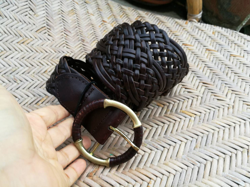 เข็มขัดหนังแท้สานขัด