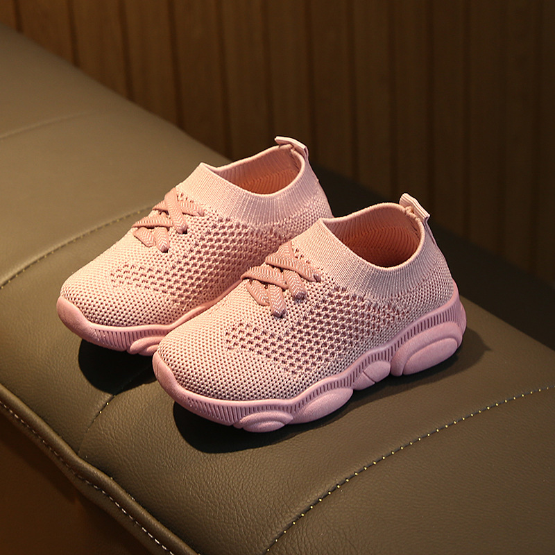 รองเท้าเด็กชายหญิง วัย 1-6 ปี ผ้าตาข่ายยืดหยุ่น ระบายอากาศดี สวมใส่เบาสบายไม่ร้อน