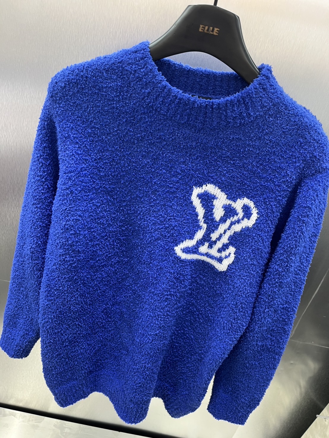 เสื้อสเวตเตอร์ผ้าวูล สวย ทอลายlogo ในตัว ผ้าสวยมาก งานไฮเอ็น ชนช็อป ใส่สบาย : สินค้าคุณภาพ (พร้อมส่ง)