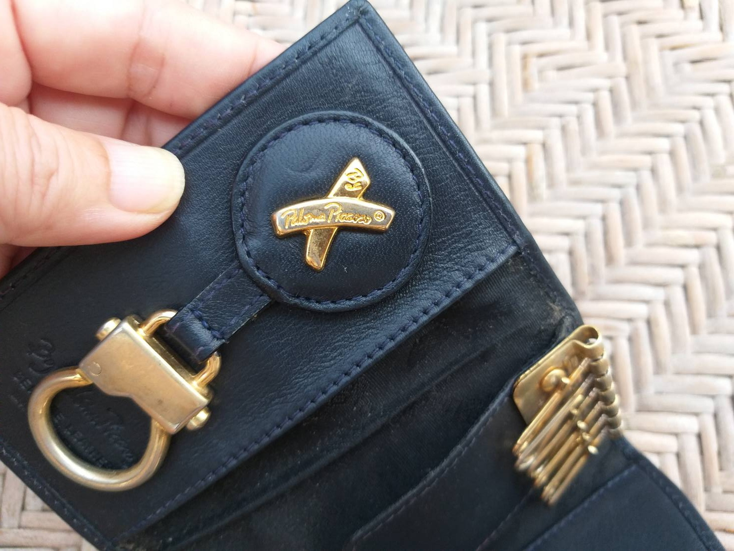 กระเป๋าพวงกุญแจหนังแท้ Paloma Picasso
