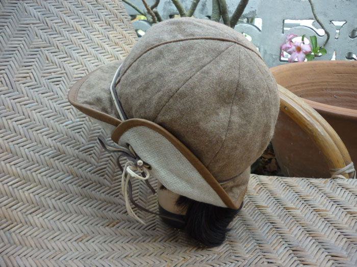 หมวกปีกกว้างพับข้างสุดเก๋ สวยมาก