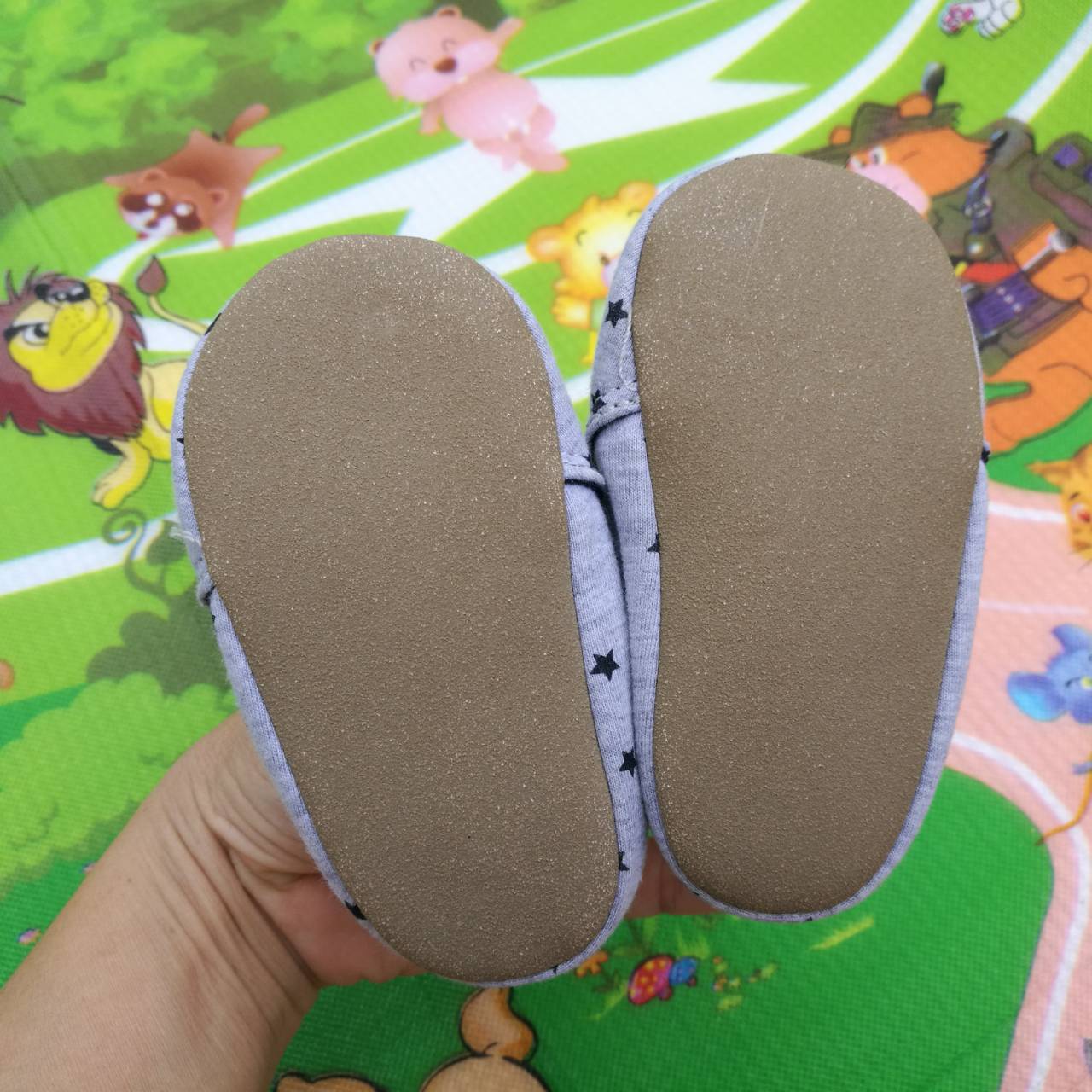 รองเท้าเด็ก H&M น่ารักมาก