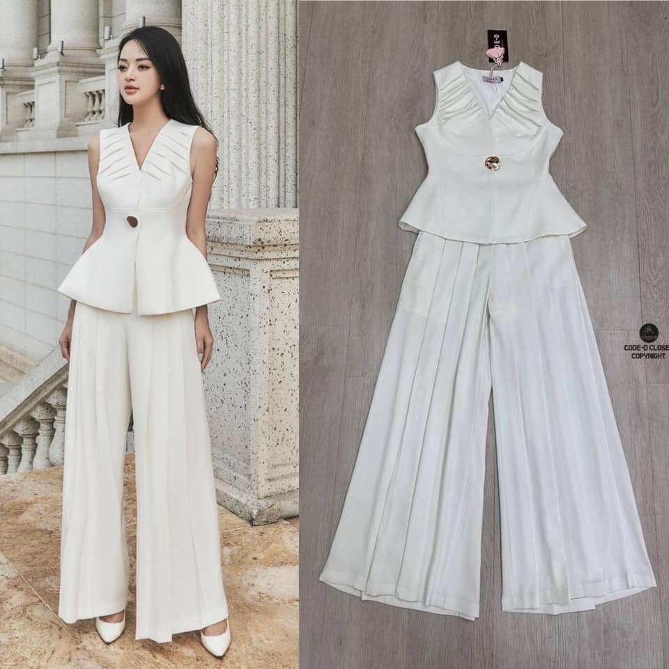 Set 2 ชิ้น สีครีม เสื้อแขนกุด ดีเทลเย็บจับจีบช่วงไหล่ มีเข็มกลัดอะไหล่ทอง +กางเกงขายาวเอวสูงทรงกระบอก ใส่สบาย สินค้าคุณภาพ (พร้อมส่ง)