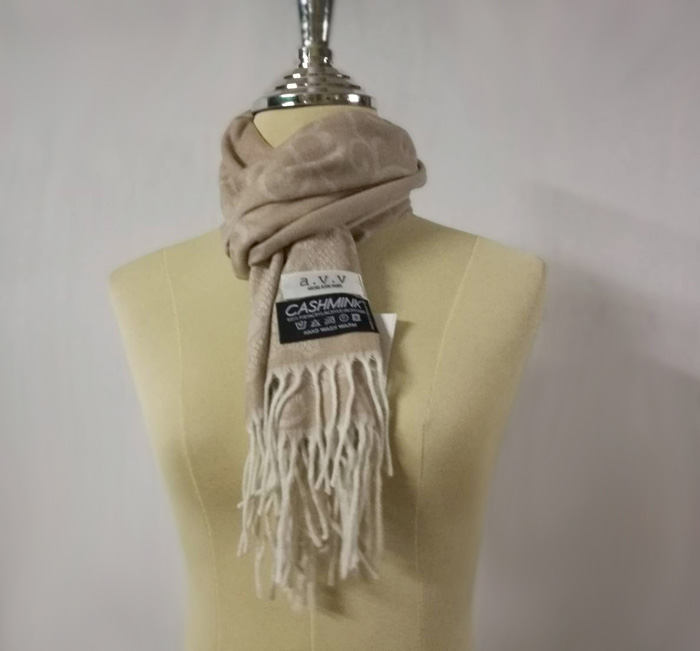 ผ้าพันคอ MICHEL KLEIN PARIS สวยมากกกก นุ่มมากกก (ของใหม่)