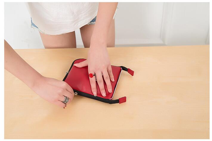 DINIWELL กระเป๋าช้อปปิ้ง กระเป่าเดินทางพับเก็บได้ ความจุ 25 ลิตร ผลิตจากไนล่อนกันน้ำแข็งแรง มี 2 ลายให้เลือก