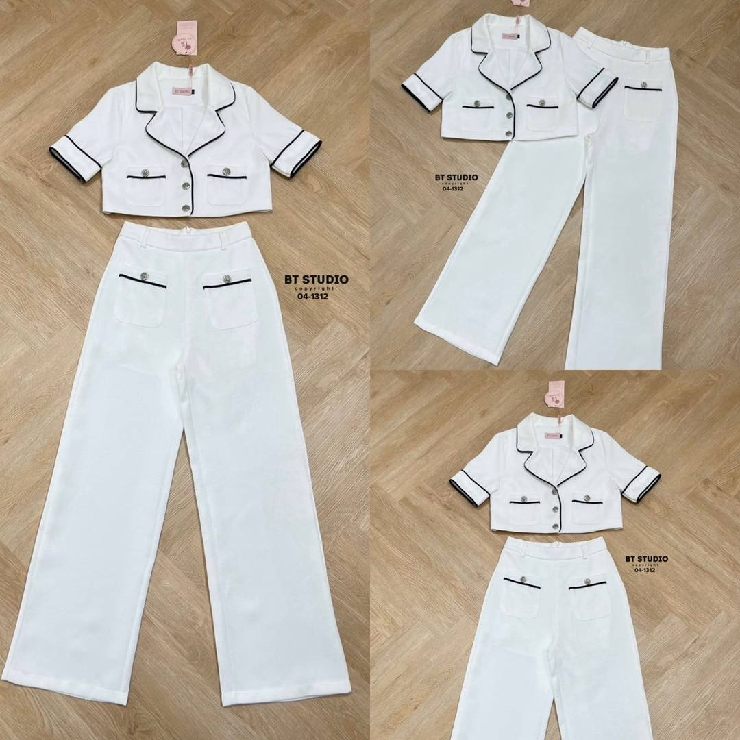 เซท 2 ชิ้น เสื้อเบเซอร์แขนสั้นคอปกกระดุมหน้า กระเป๋าใช้งานได้จริง แต่งแทบกุ้นติดกระดุมบนกระเป๋า มาพร้อมกางเกงขายาวกระเป๋าหน้าใช้งานได้จริง ใส่สบาย : สินค้าคุณภาพ (พร้อมส่ง)