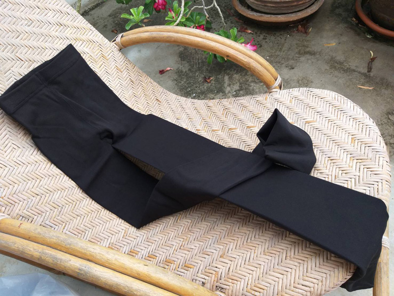 เลกกิ้ง Provador สีดำพื้น อุ่นถึงติดลบ