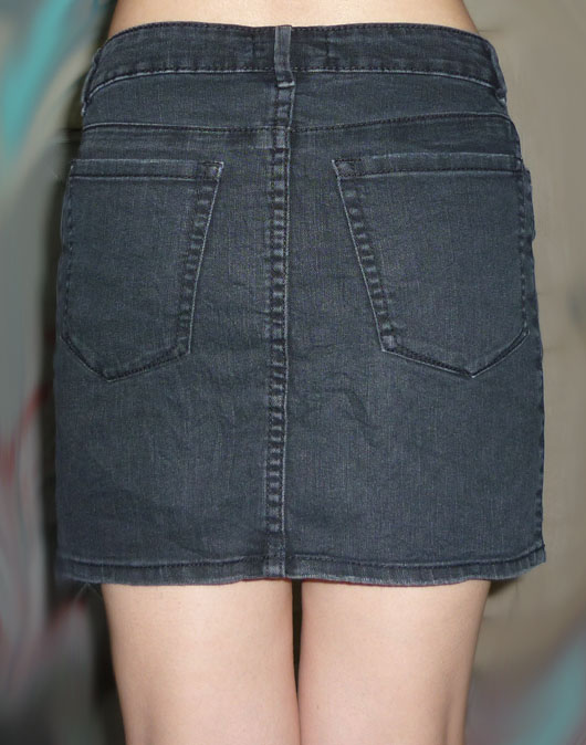 #1กระโปรงยีนส์แบรนด์ดัง H&M สีดำเรียบๆ 28.5-33-13