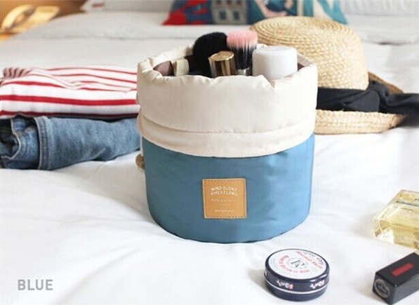 กระเป๋าเครื่องสำอางขนาดใหญ่ มาพร้อมกระเป๋าแยกขนาดเล็ก และถุง PVC ใส่แปรงแต่งหน้า (Travel Dresser Pouch)