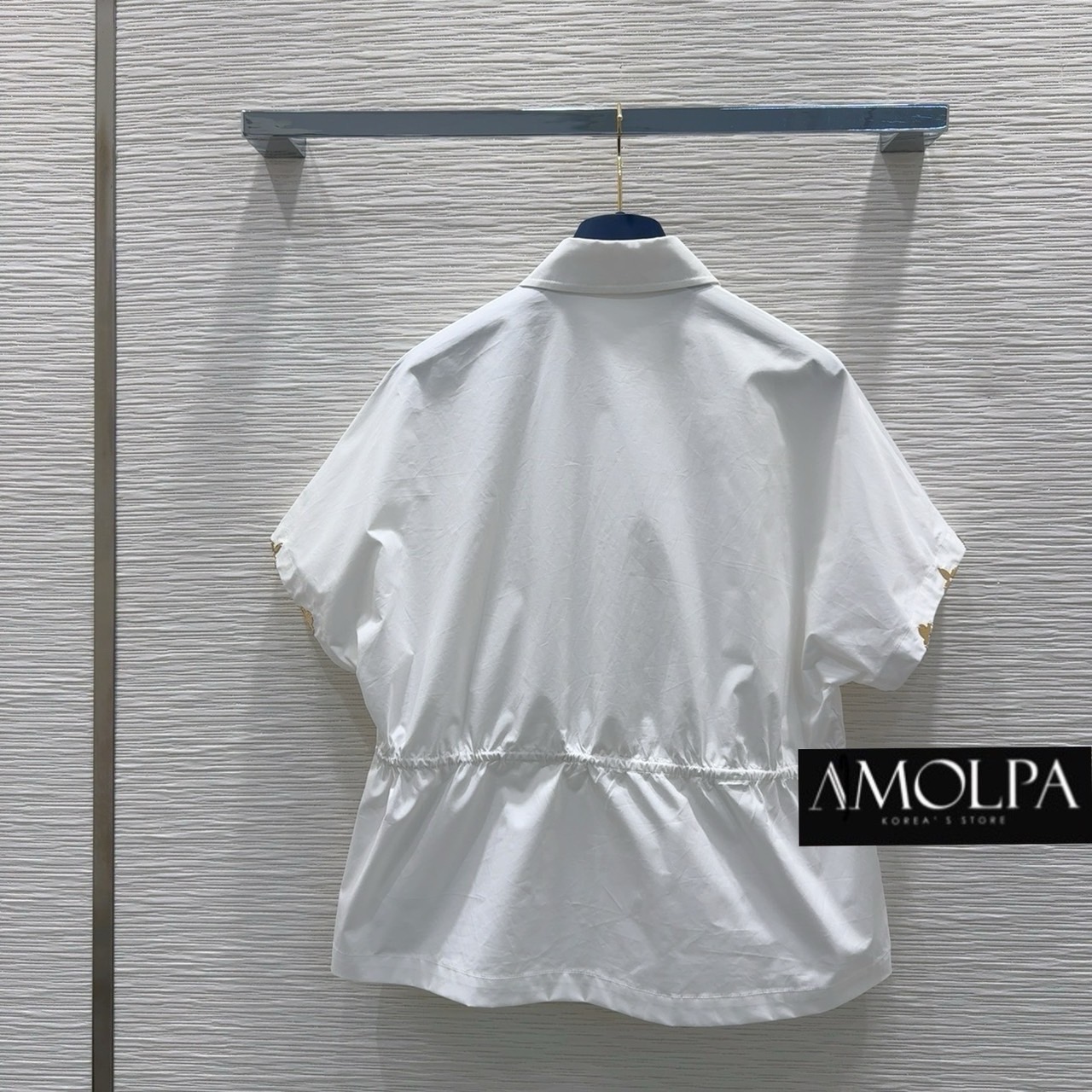 เชิ้ต LV. เนื้อผ้าอย่างดี สวยหรู ดูแพง ใส่สบาย : สินค้าคุณภาพ (พร้อมส่ง)