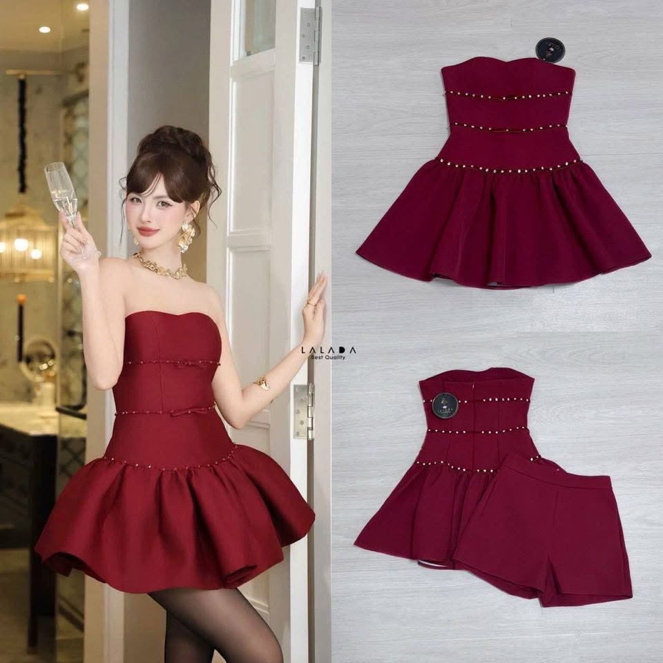 set 2 ชิ้น เกาะอกสุดคิ้วแต่งอะไหล่เพชรรอบตัว เสริมฟองน้ำเพิ่มความมั่นใจให้สาวๆ + แต่งโบว์ สวยหรูสวยแพง + กางเกงขาสั้นสวย ใส่สบาย : สินค้าคุณภาพ (พร้อมส่ง)