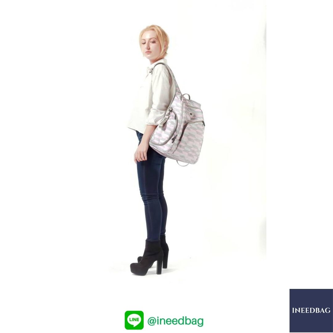 Ecosusi กระเป๋าคุณแม่ กระเป๋าสัมภาระคุณแม่ กระเป๋าแม่ลูกอ่อน แบบเป้ มาพร้อมแผ่นรองเปลี่ยนผ้าอ้อม, สายคล้องรถเข็น, ช่องเก็บความร้อน-เย็น (Pink Chevron)