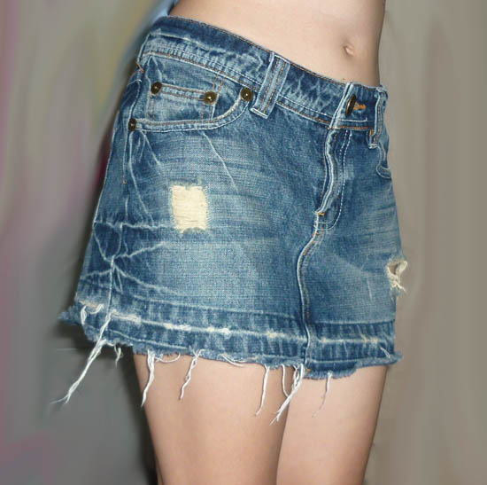 กระโปรงยีนส์จากญี่ปุ่น สวยมาก แนวเซอร์ 32-36-11