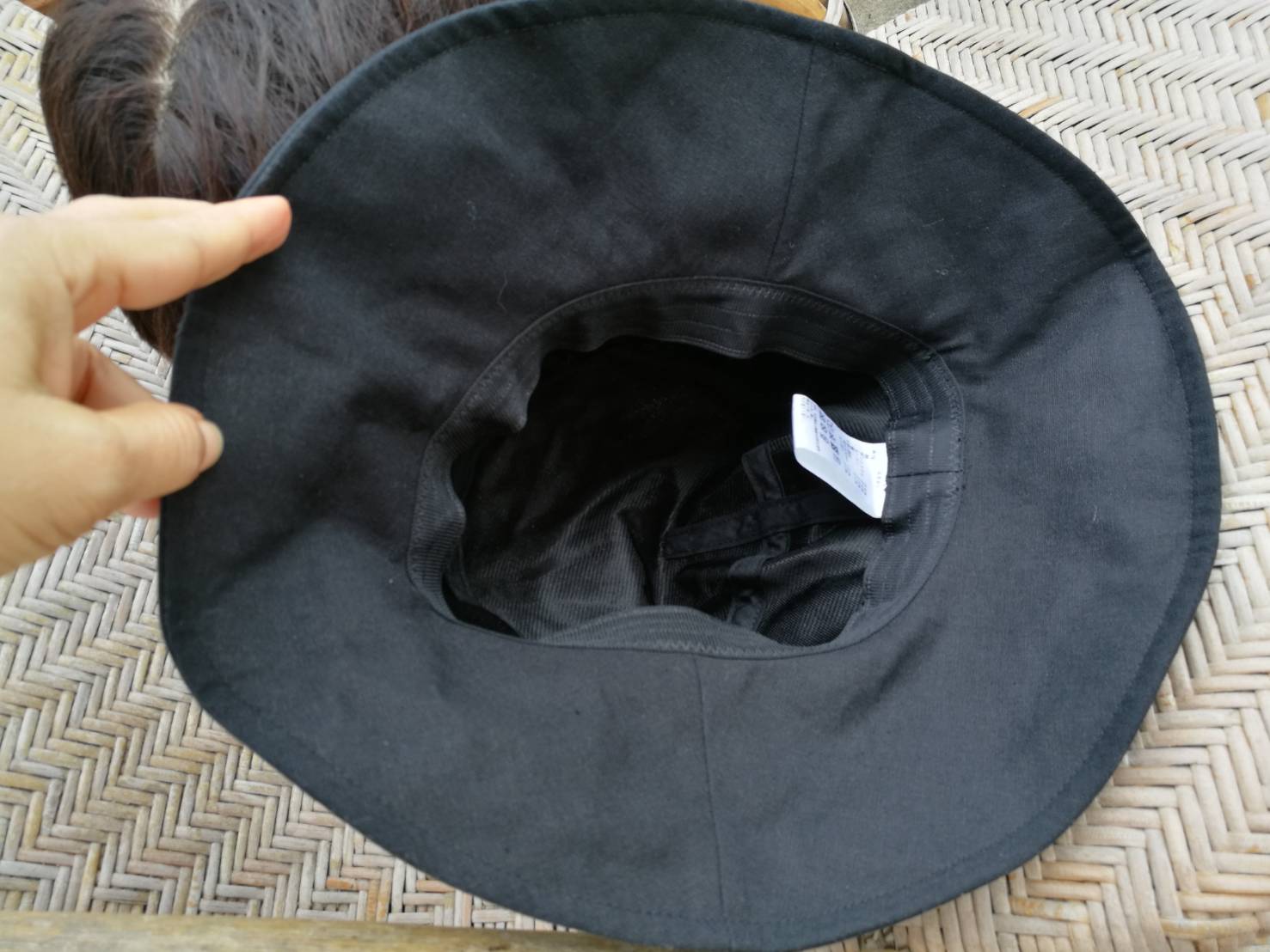 หมวกปีกกว้าง เรียบหรูมาก (ของใหม่)