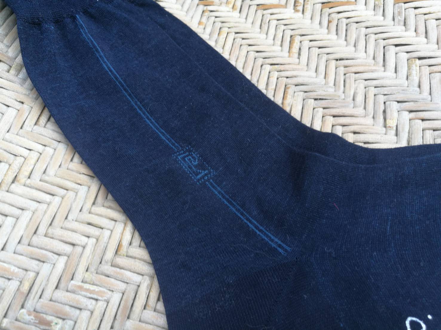 ถุงเท้าชาย pierre cardin สีกรม เนื้อผสมขนสัตว์