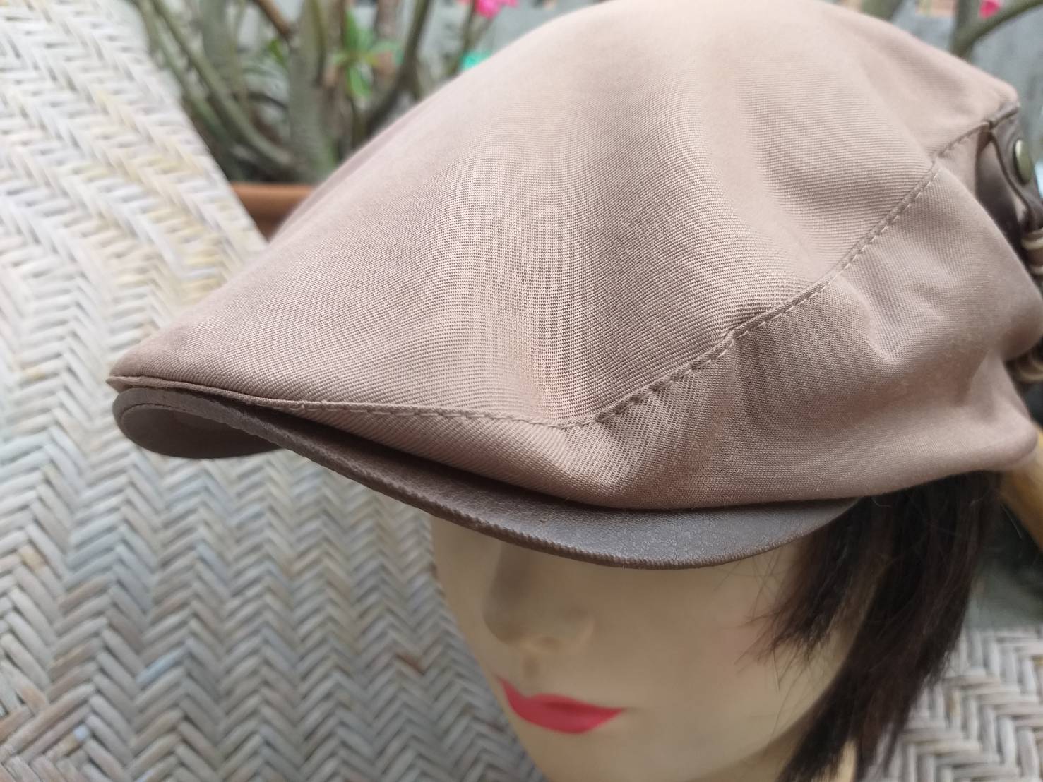หมวกติงลี่ หมวก flat cap Grace Hats สวยมาก (ของใหม่)
