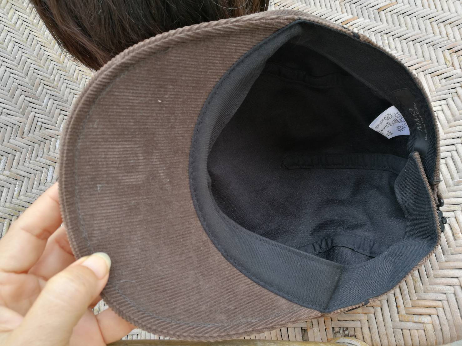 หมวก flat cap หมวกติงลี่ ผ้าลูกฟูก หล่อมากใบนี้