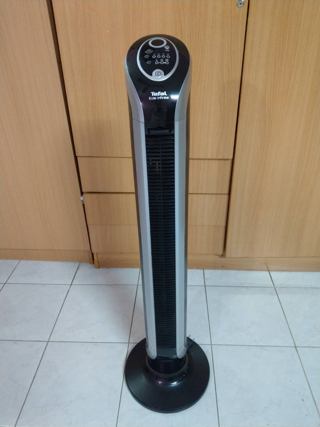พัดลม Tefal Tower Fan