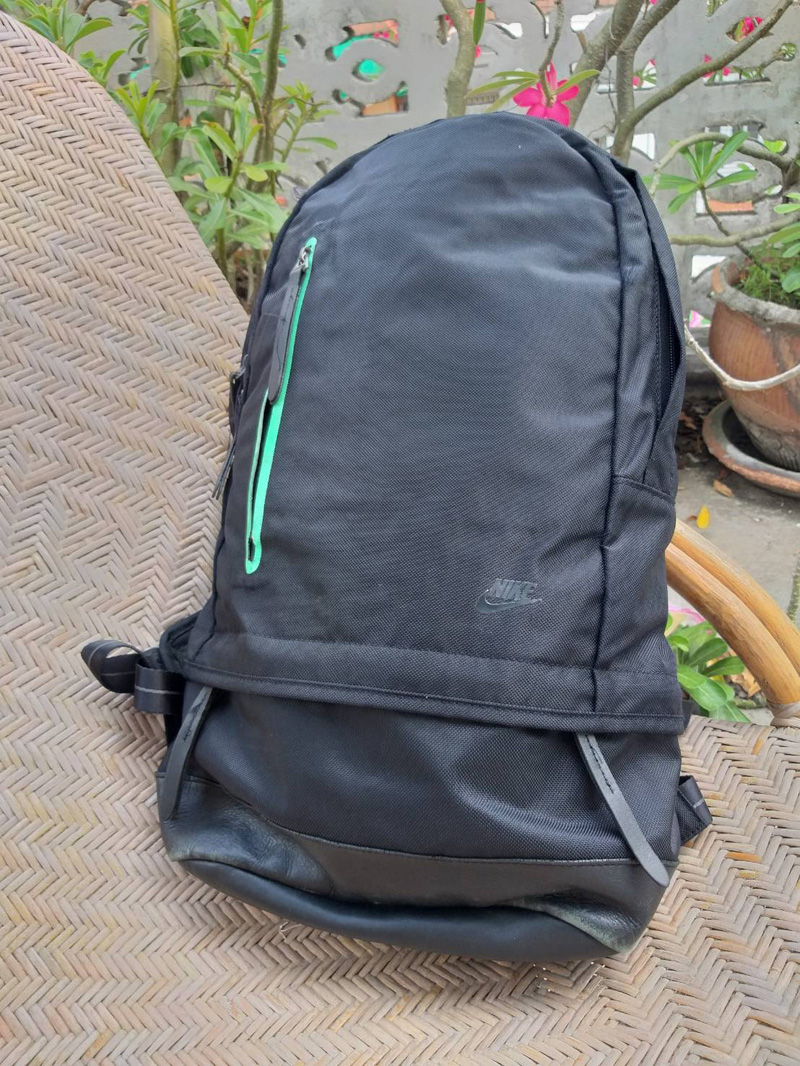 กระเป๋าเป้ NIKE ก้นหนังแท้ ใส่โน๊ตบุ๊คได้ ช่องเยอะ