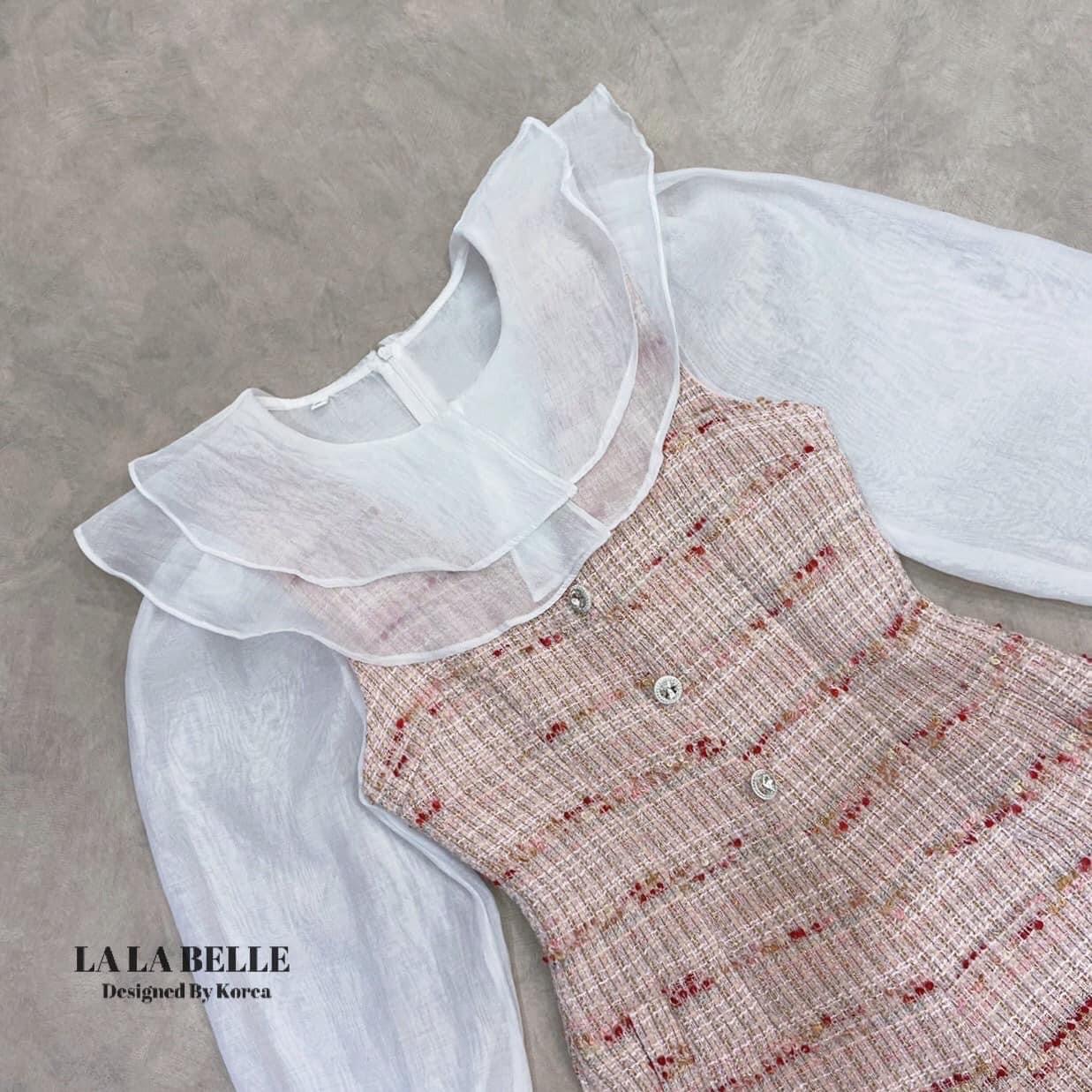 เซต2ชิ้นรุ่นนี้น่ารักกกมากจั้มสูทผ้าทวิตสีละมุมคอสีแขนกุดปลายขาเย็บเบิ้ลทรงกางเกงบาบี้มีซับในอัดกาวอย่างดีน่ารักใส่คู่เสื้อซีทูคอระบาย2ชั้นแขนยาวปลายแขนติดกระดุมซิปหลังอย่างดี ใส่สบาย : สินค้าคุณภาพ (พร้อมส่ง)