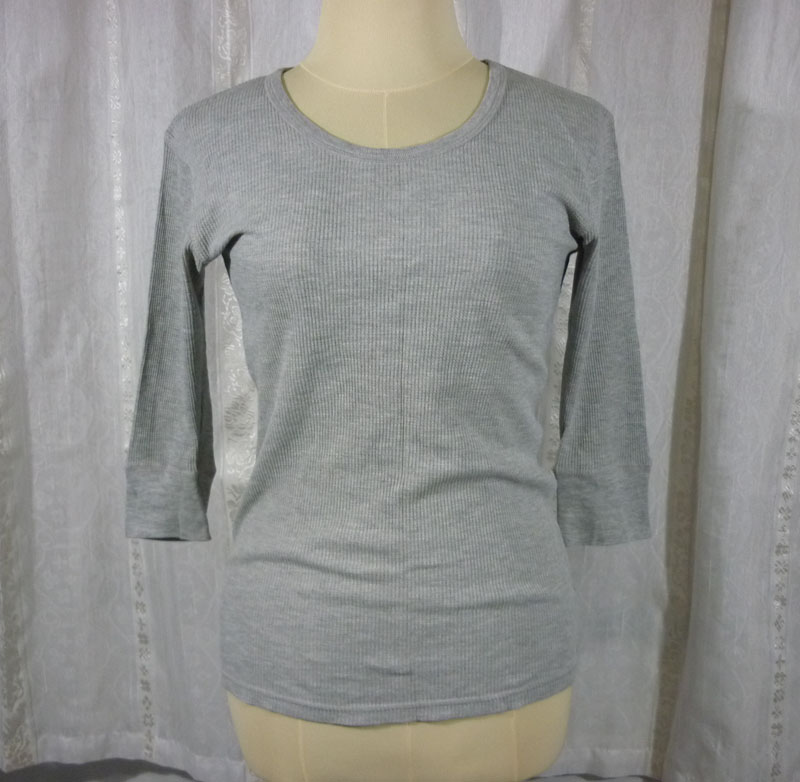 เสื้อคอกลมผ้าวาฟเฟิล ไซด์S ผ้าดีมาก