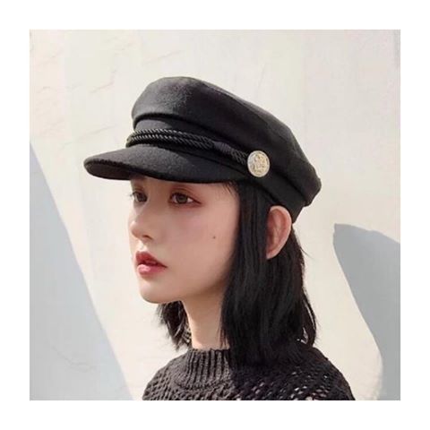 หมวกแก๊ปทรงนิวส์บอย earth music. สวยมาก