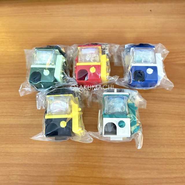 กาชาปองโมเดลตู้กาชาปอง Pokemon Mini Mini Gacha Poke Machine Black Rayquaza and White Zygarde