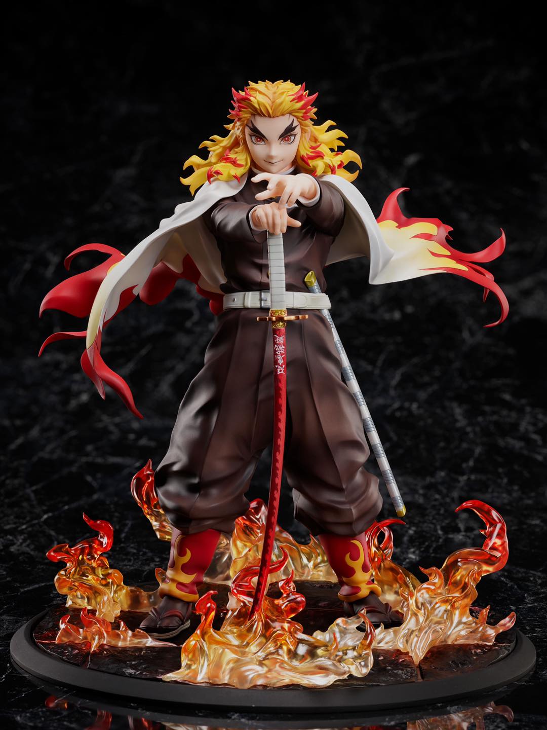 พร้อมส่ง Demon Slayer -Kimetsu no Yaiba- The Movie: Mugen Train Kyojuro Rengoku 1/8 Scale Figure