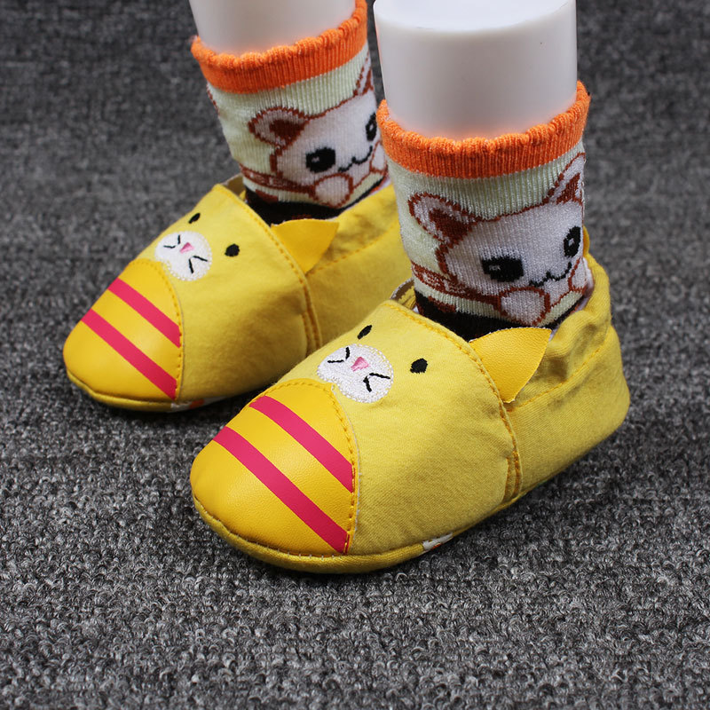 รองเท้าเด็กอ่อน 0-12 เดือน ลายแมวสีเหลือง ผ้านิ่ม ใส่ง่าย มีกันลื่น