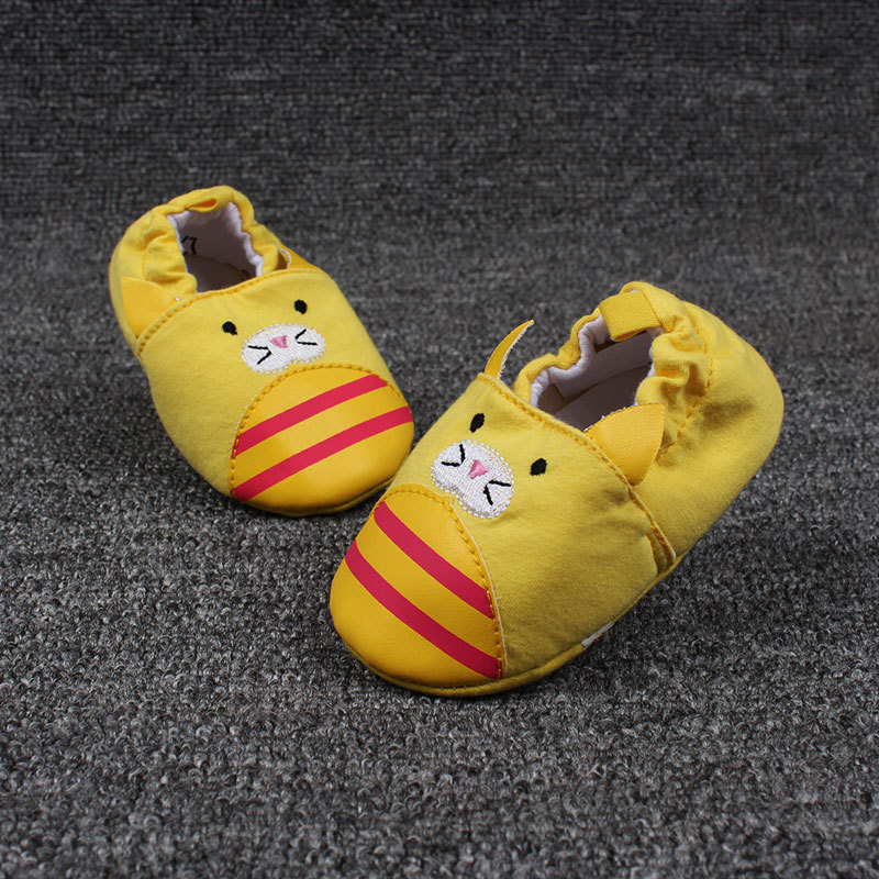 รองเท้าเด็กอ่อน 0-12 เดือน ลายแมวสีเหลือง ผ้านิ่ม ใส่ง่าย มีกันลื่น