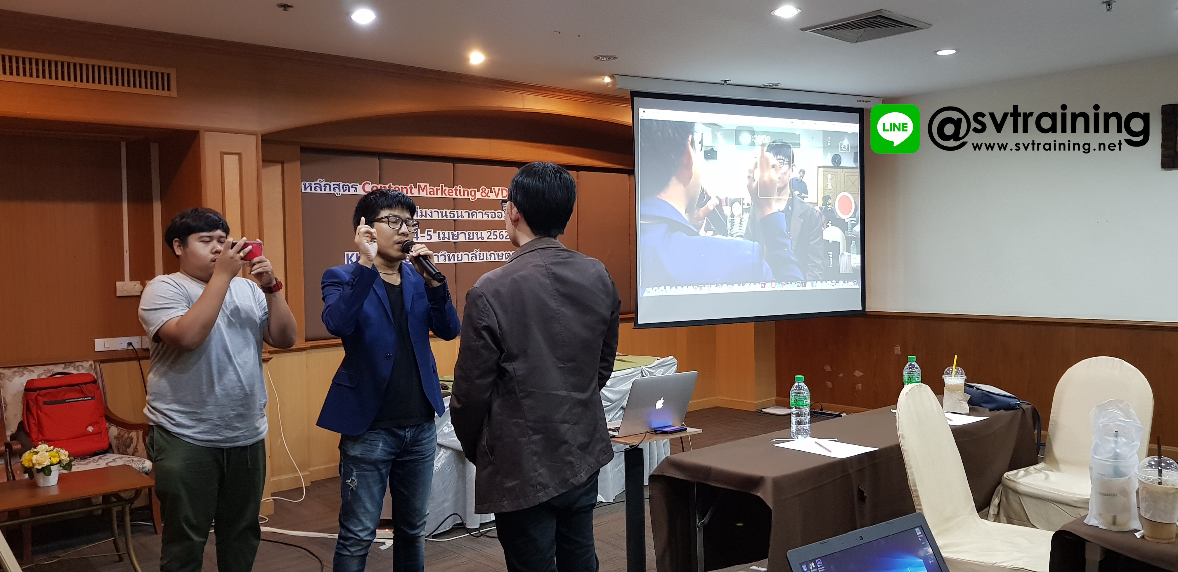 อาจารย์เอกสอนมุมกล้องการถ่ายทำVDO Content