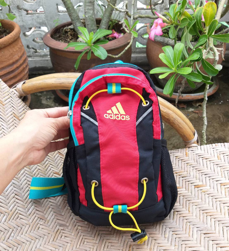 กระเป๋าคาดอก adidas สวยยยยยย