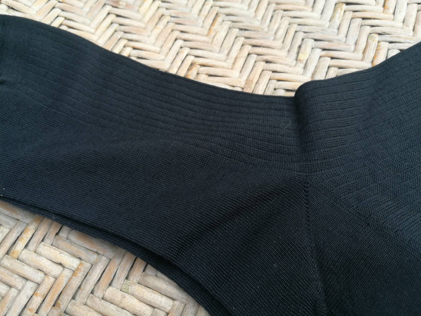 ถุงเท้าชาย DARK สีดำ