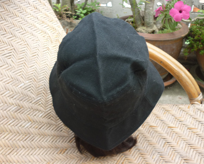 หมวกปีกกว้างผ้าสวย สีดำพื้นไม่มีลาย /ของใหม่/