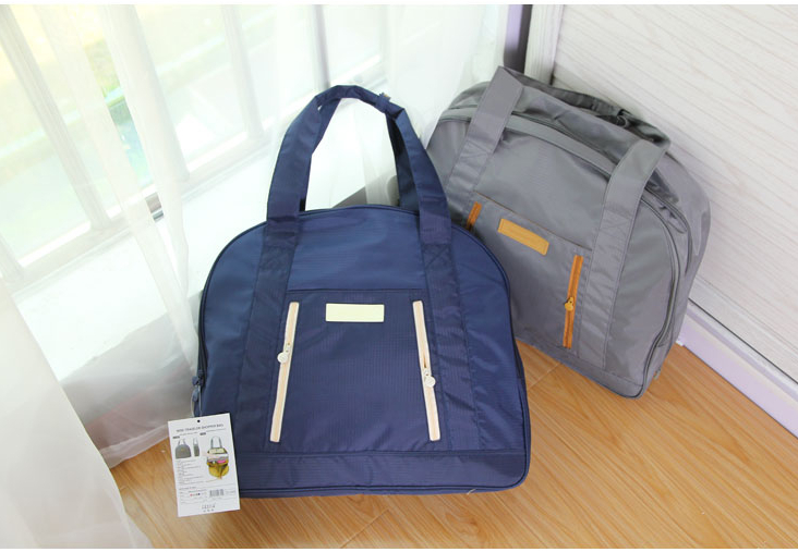 กระเป๋าสะพายขนาดใหญ่พิเศษ อเนกประสงค์ ภายในใส่ของได้จำนวนมาก ทำจากไนล่อนกันน้ำ ทนทาน