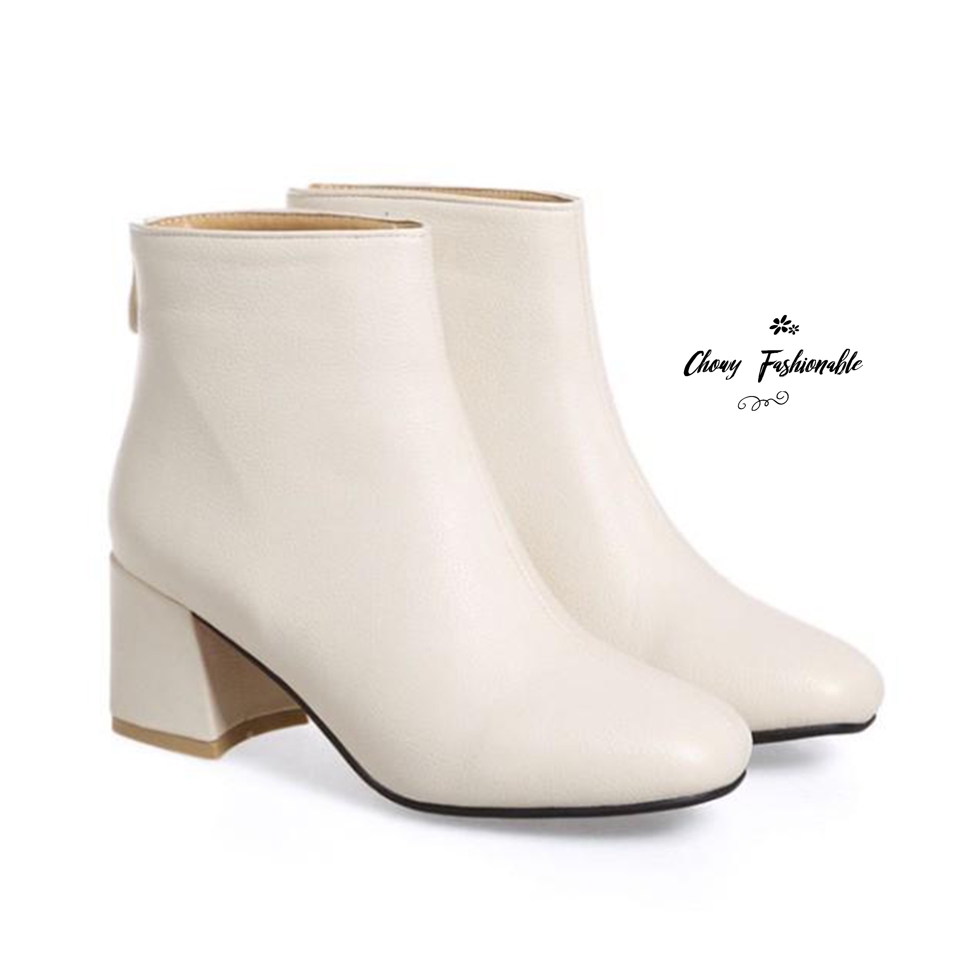 รองเท้าบูทไซส์ใหญ่ 43-46 บู้ทไซส์ใหญ่ บูทส้นสูง บูทหุ้นข้อ บูทสั้นไซส์ใหญ่ Cream Nude Boot High Heel KR1177